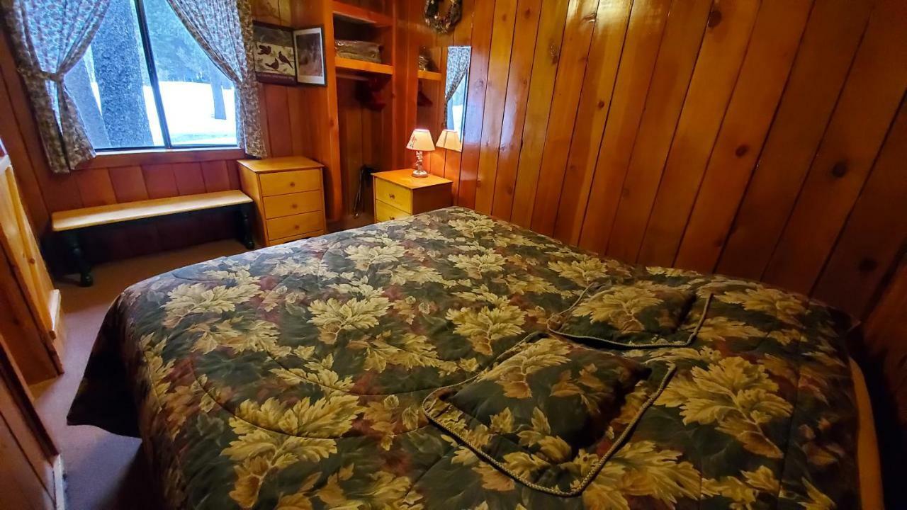 Reverse Creek Lodge June Lake Phòng bức ảnh