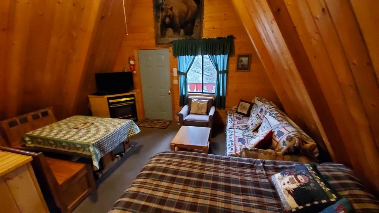 Reverse Creek Lodge June Lake Phòng bức ảnh