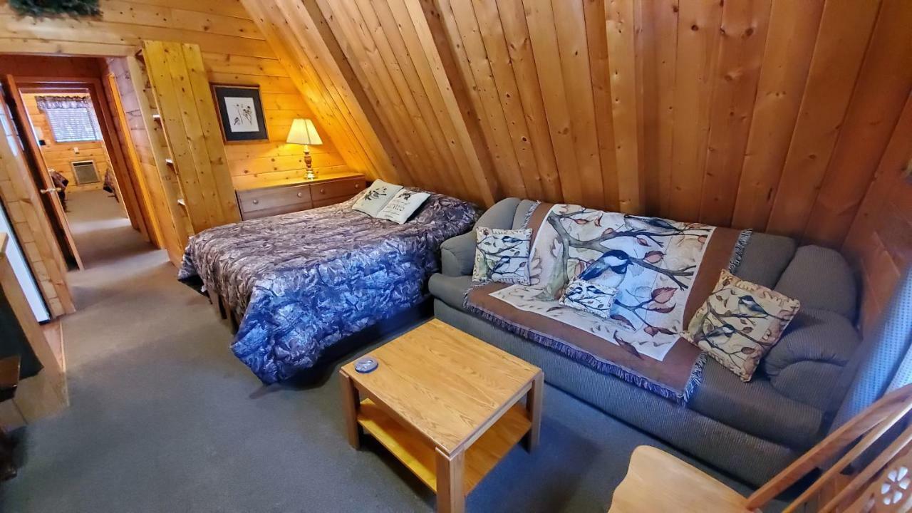 Reverse Creek Lodge June Lake Phòng bức ảnh