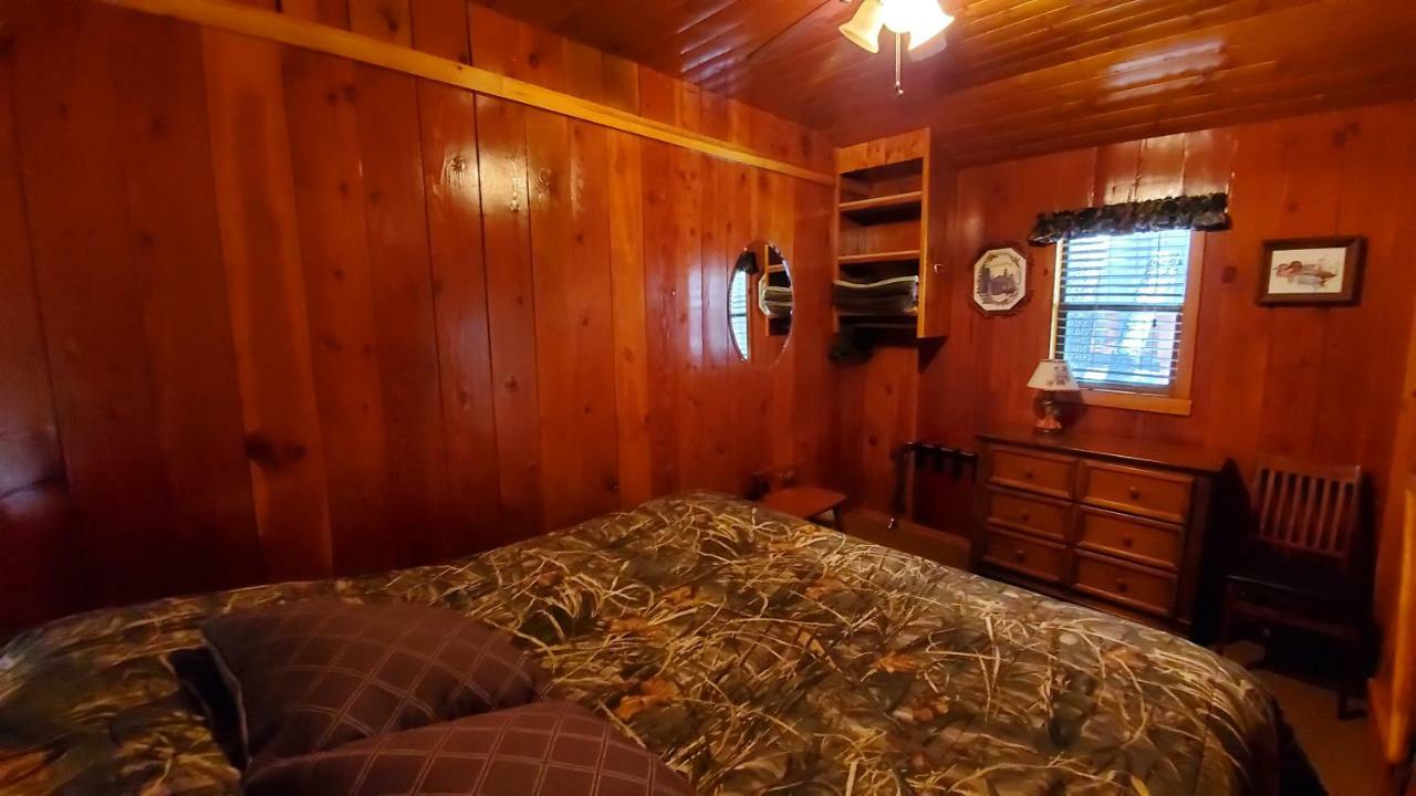 Reverse Creek Lodge June Lake Phòng bức ảnh
