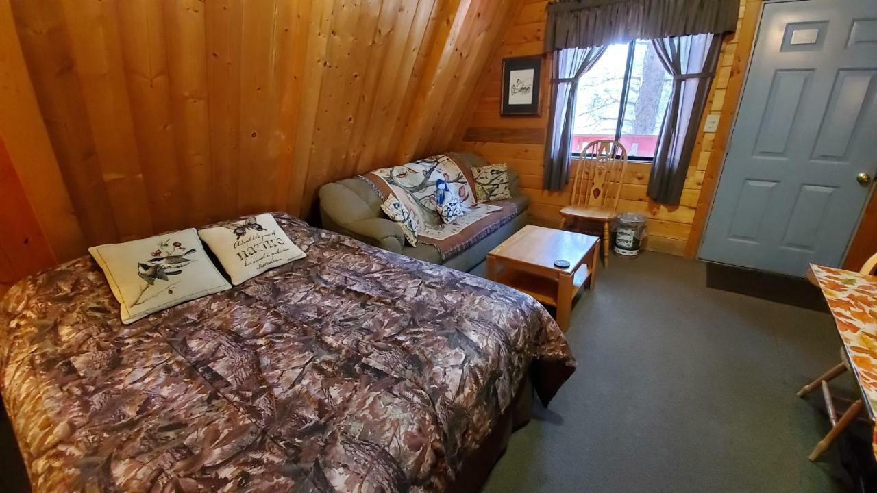 Reverse Creek Lodge June Lake Phòng bức ảnh