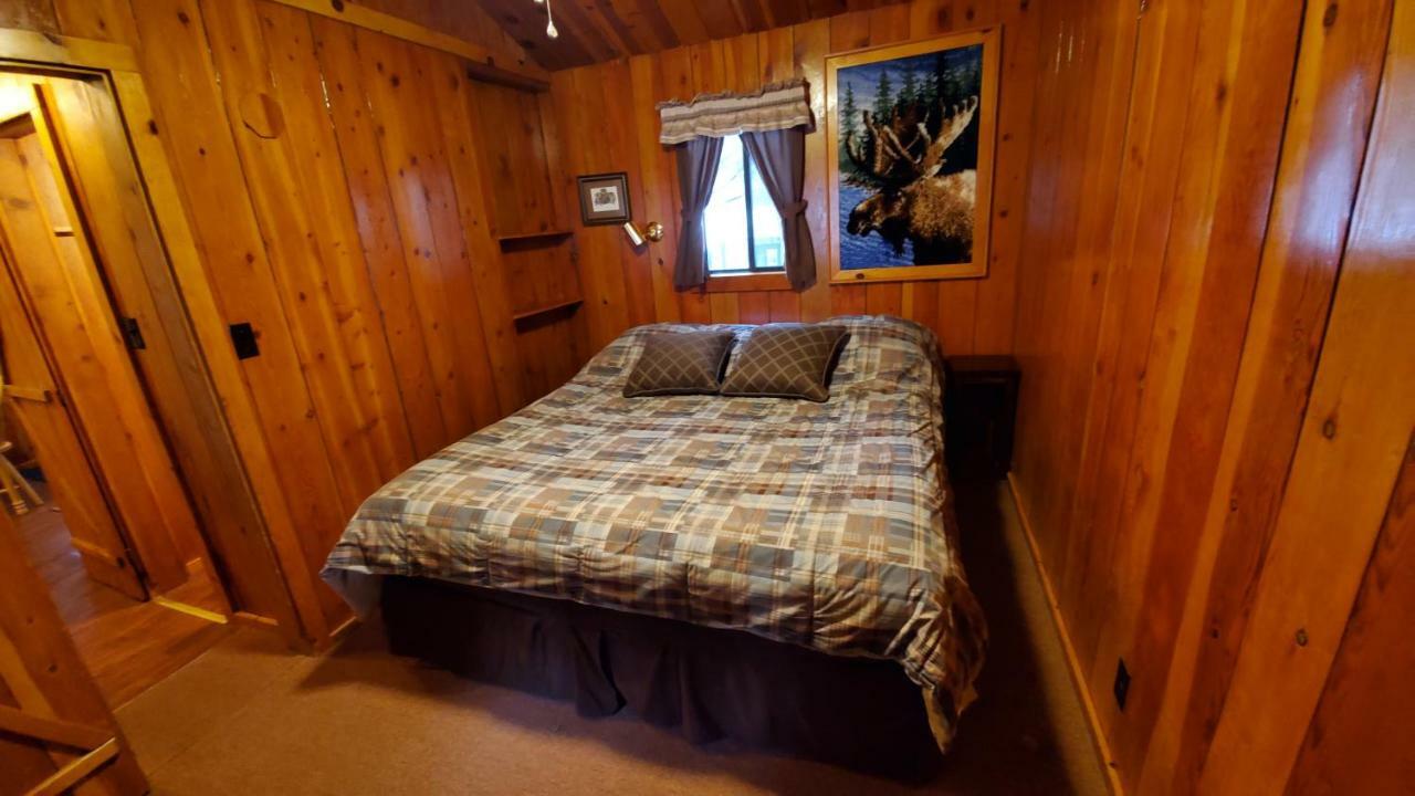 Reverse Creek Lodge June Lake Phòng bức ảnh
