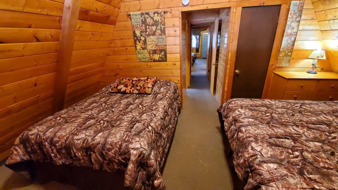 Reverse Creek Lodge June Lake Phòng bức ảnh